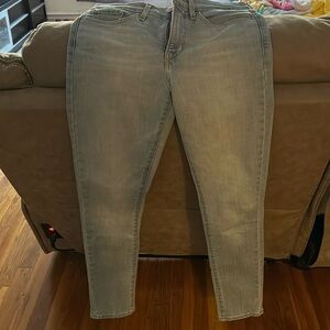 Levi light wash jeans